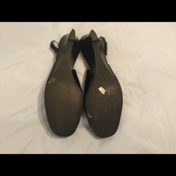 Etienne Aigner Peep Top Sling back Shoes - Picture 4 of 6